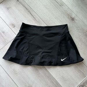 Nike | Mini Black Tennis Skort